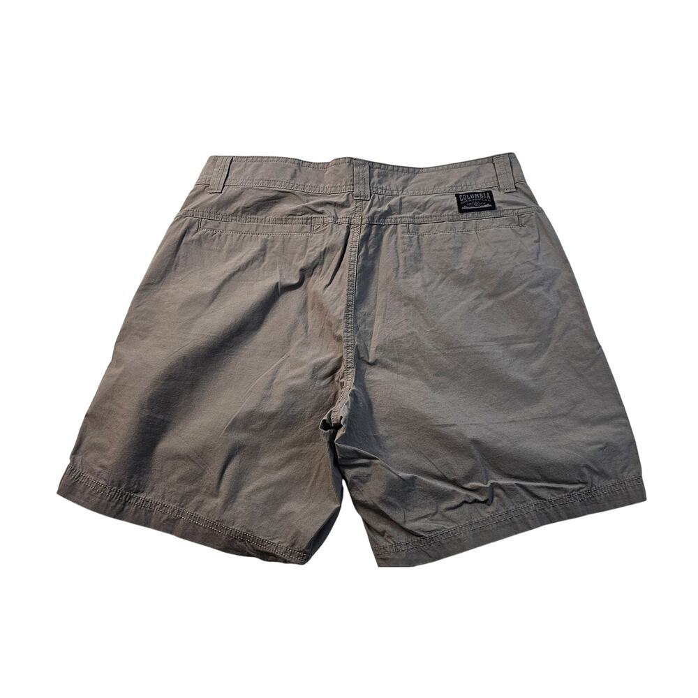 Vintage Columbia 36 x 8 inseam grey chino side pocket outdoor hiking shorts EUC